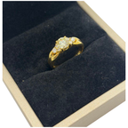 750 Yellow Gold Natural Diamond Ring