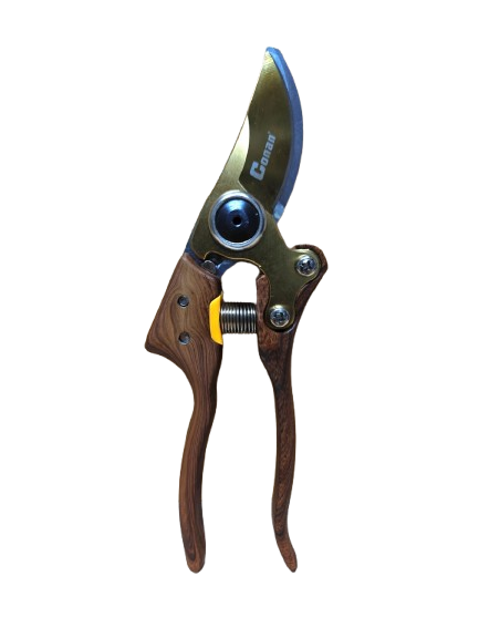 Conan Garden Scissors/Wood Design Handle Secondary image