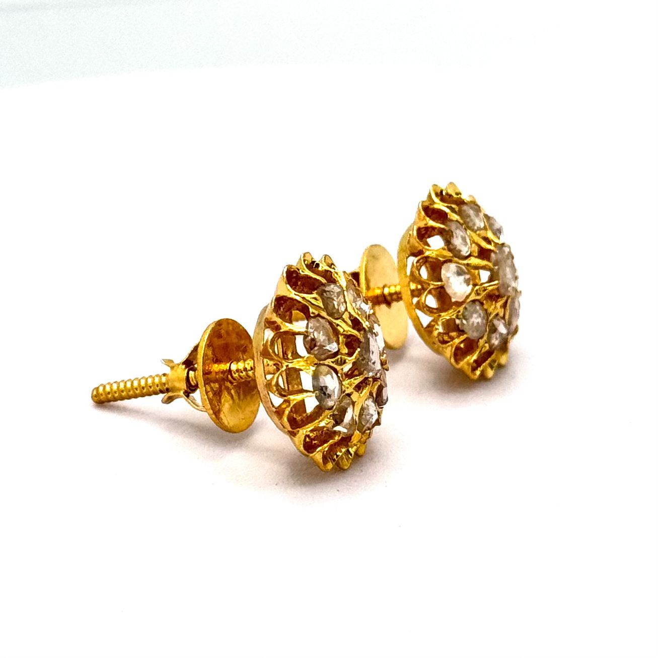 18KYG Intan18 Earring Secondary image