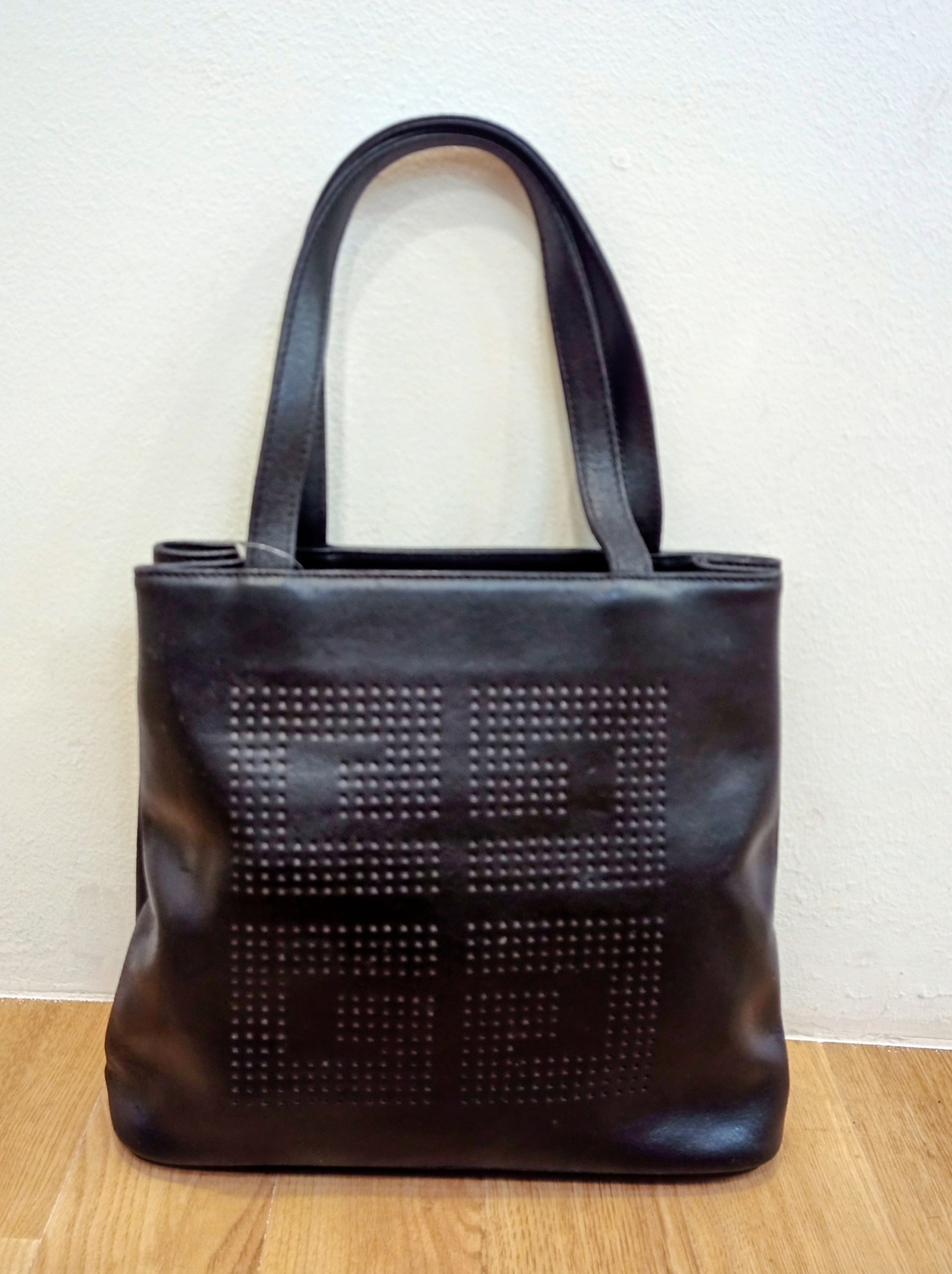 Givenchy Shoulder Bag-Blavk Leather With Perforated Logo Givenchy Main image