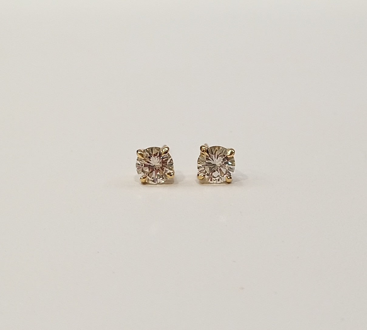 Diamond Earring-D2=1.60cts app 18ky
