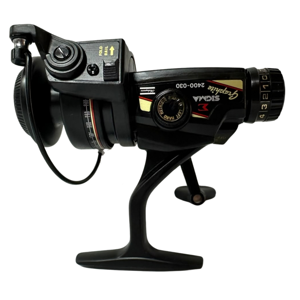Shakespeare Sigma 2400-030 Graphite Skirted Spool Spinning Reel