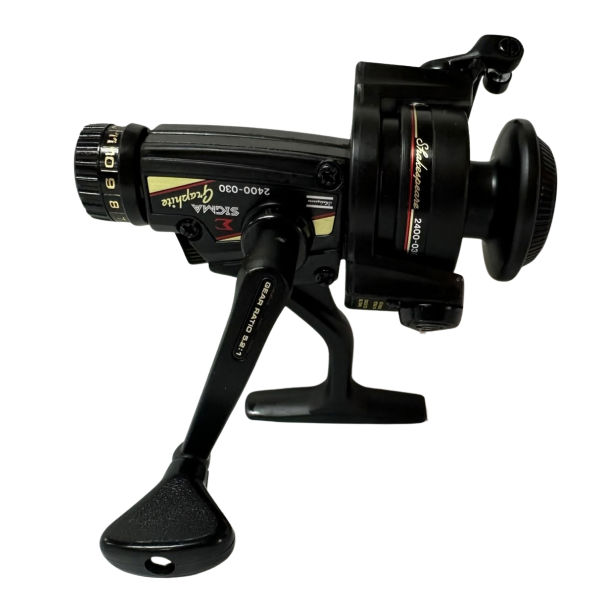 Shakespeare Sigma 2400-030 Graphite Skirted Spool Spinning Reel
