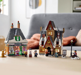 LEGO Harry Potter TM 76388 Hogsmeade Village Visit (851 Pieces) (BOX BAD CONDITION)