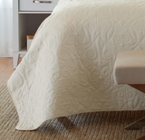 Laura Ashley Felicity Collection Quilt Set-100percent Cotton, Reversible, All Season Bedding with Matching Sham(s), Pre-Washed for Added Softness, Queen, Ivory, 212691