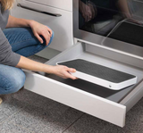 Hailo OneStep | Steel step | One large step with non-skid mat | Folding safety mechanism with unlocking button | Easy storage | Lightweight | White