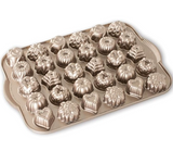 Nordic Ware 59448 Cast Aluminium Bundt Tea Cakes and Candies Pan, 14.25" Metallic 2½ cups