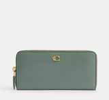 Coach Essential Slim Accordion Zip Wallet