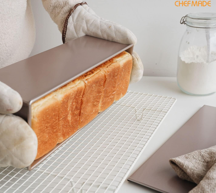 CHEFMADE CM6011 Non-Stick Loaf Pan with Cover, 1200g