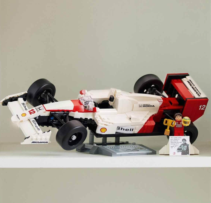 LEGO Icons McLaren MP4/4 & Ayrton Senna Model Car Set, F1 Racing Car Kit for Adults with Racer Mini Figure, Collectable, Birthday Gift Idea for Men, Women, Him & Her 10330 Secondary image