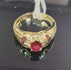 18KYG Ruby And Diamond Cocktail Ring 5.5G