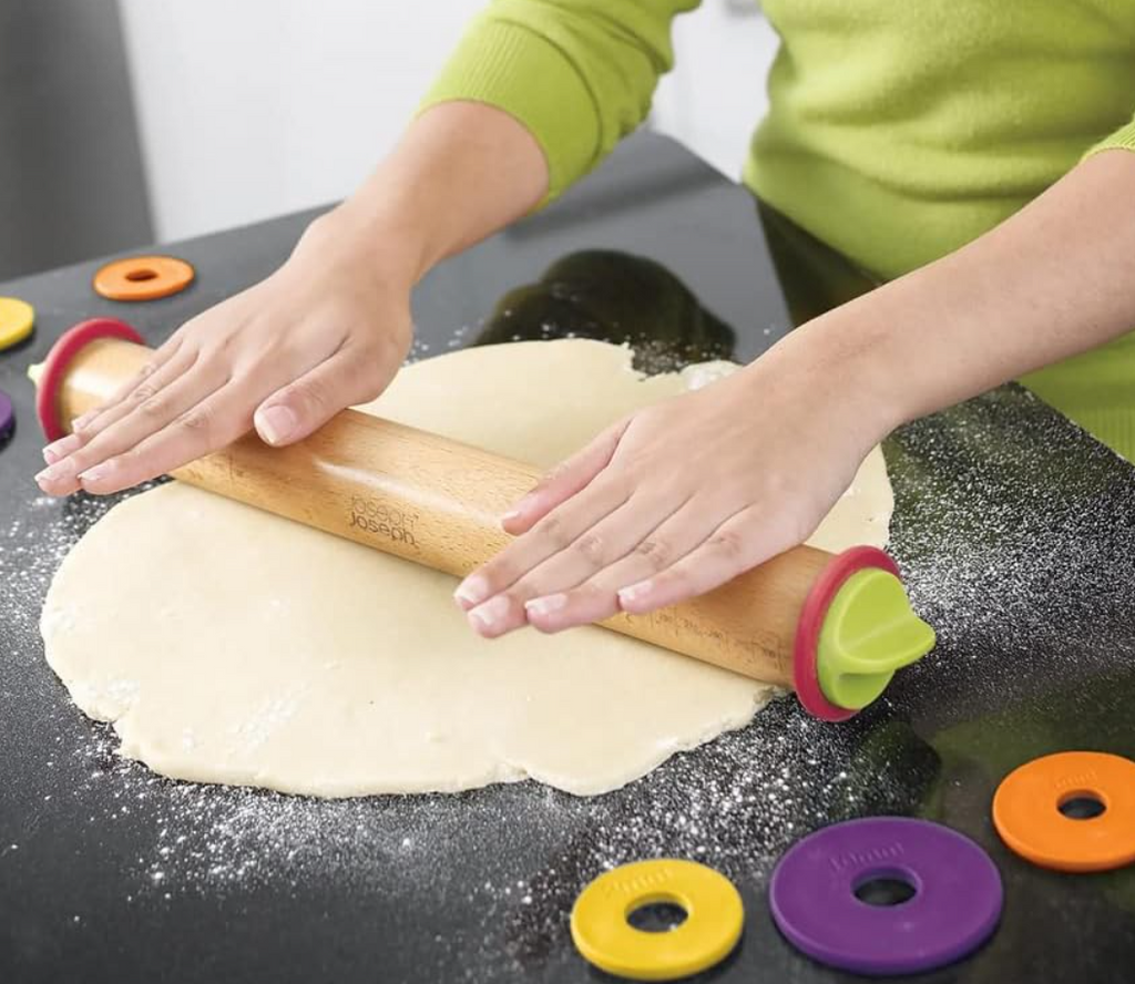 Joseph Joseph 20085 Adjustable Rolling Pin Removable Rings Beech Wood Classic for Baking Dough Pizza Pie Cookies