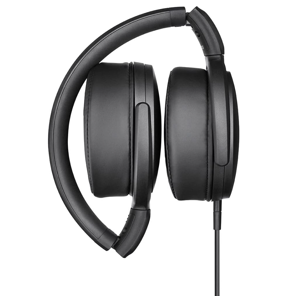 SENNHEISER HD 400S Closed Back, Around Ear Headphone