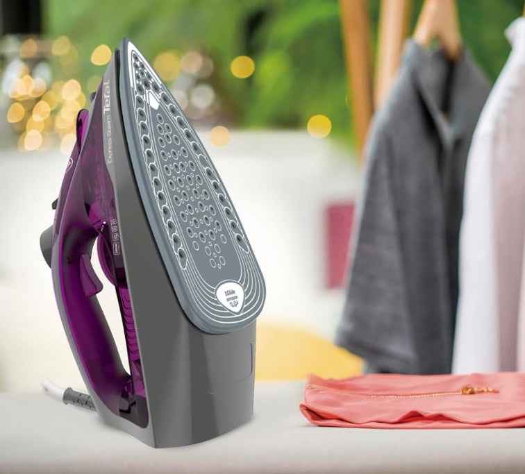 Tefal Express Steam FV2843 Steam Iron Secondary image