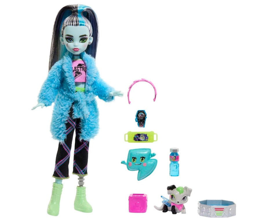 Monster High Doll and Sleepover Accessories, Frankie Stein, Creepover Party