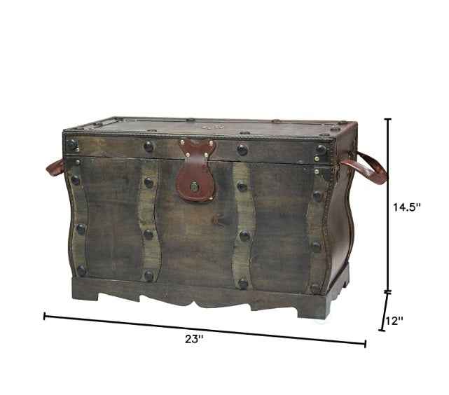 Antique Style Distressed Wooden Pirate Treasure Chest, Coffee Table Trunk Secondary image