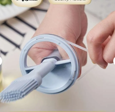 Pastry Brush with Container - ML041