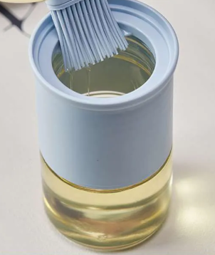 Pastry Brush with Container - ML041