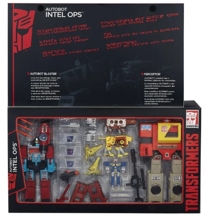 Transformers Hasbro Platinum Edition Autobot Intell Ops Blaster & Perceptor