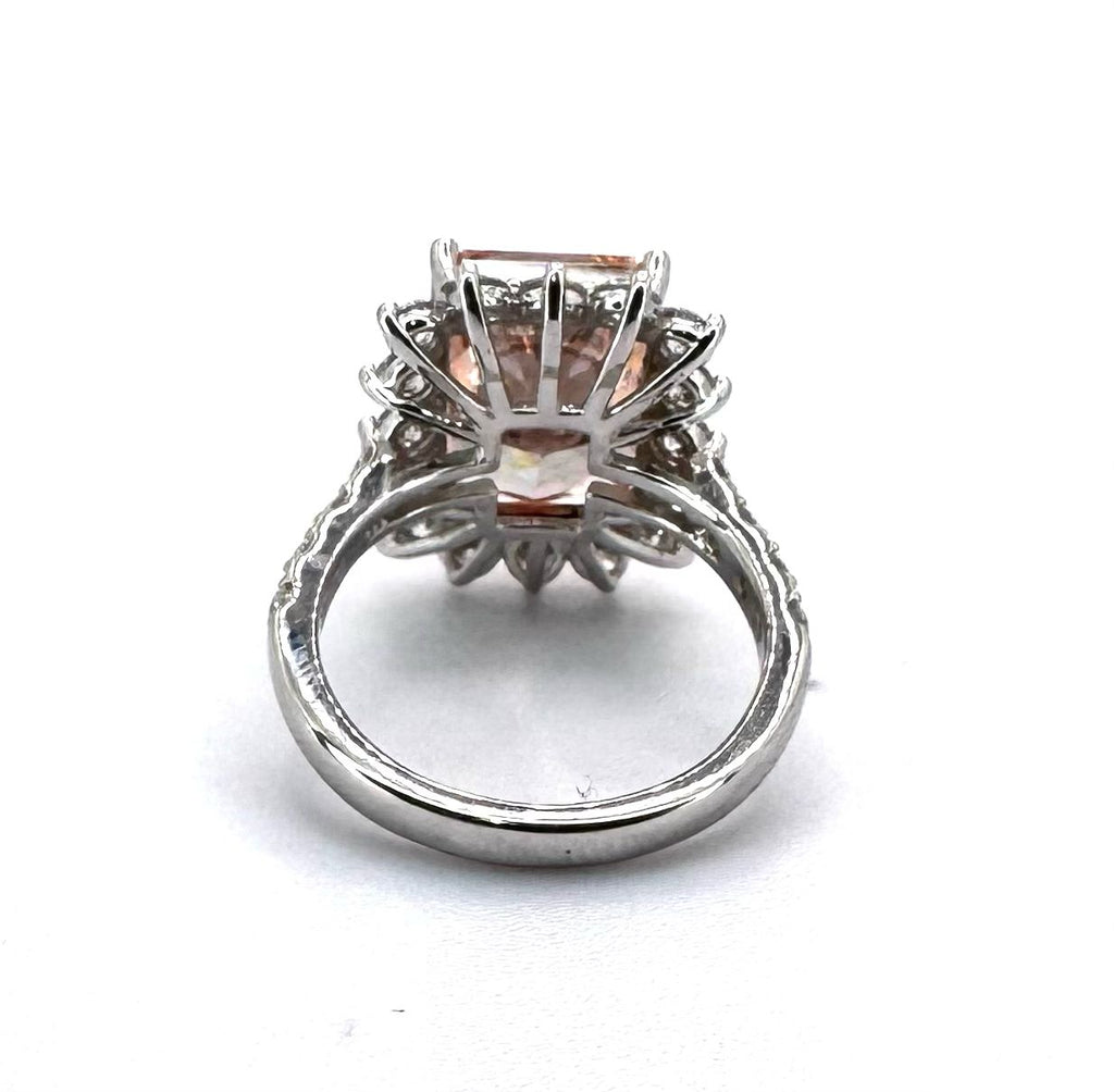 18KWG Pink Lab Grown Diamond=7.52cts, D24=1.69cts,VS2 Lady RIng