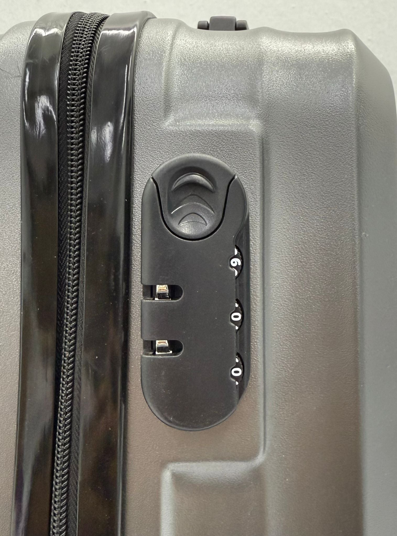 LUGGAGE-20IN/GRAY Secondary image