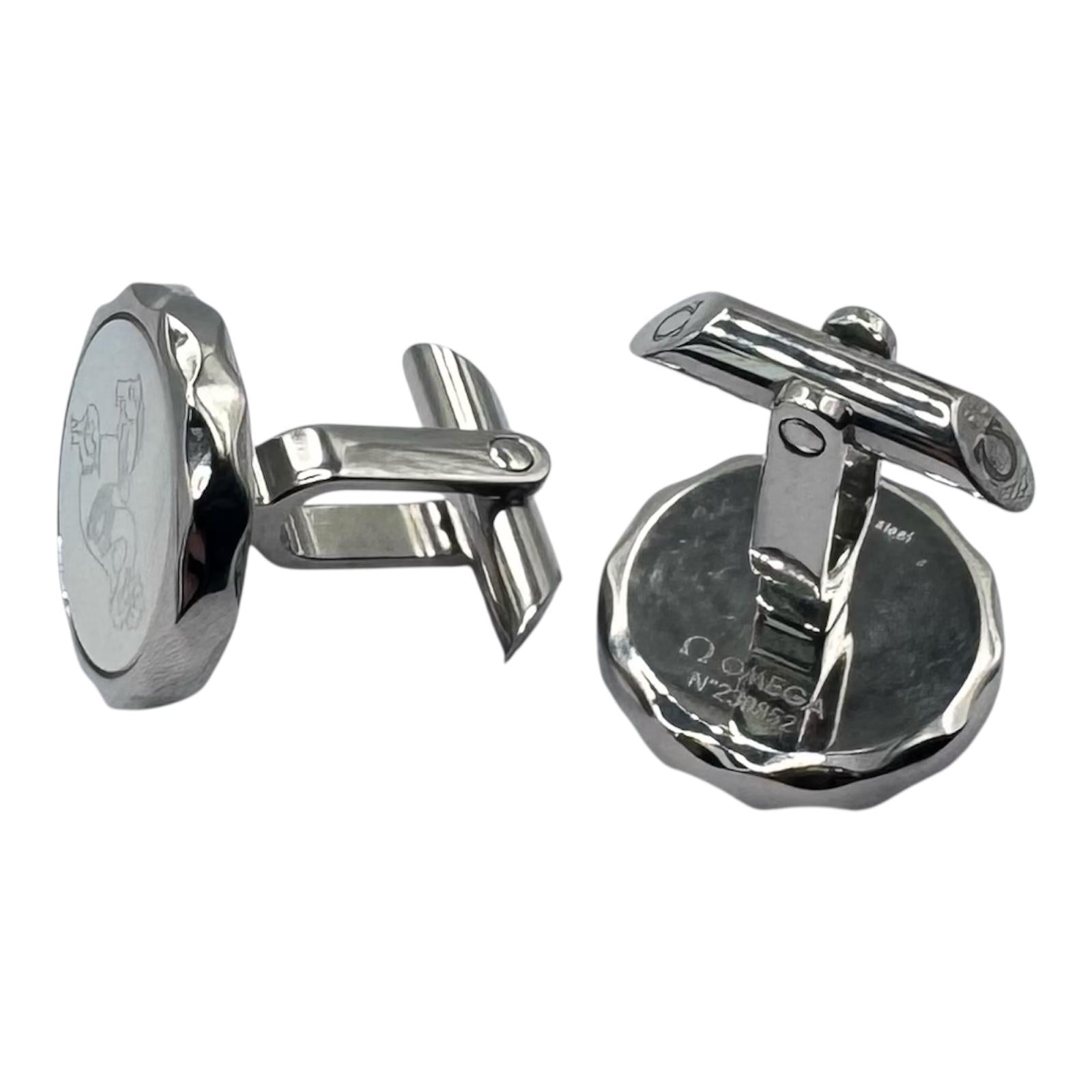 Omega Aqua Mother Of Pearl, Sea Horse Carving Cufflinks Secondary image