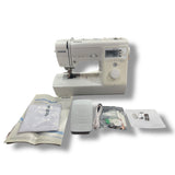 Innov-is quality stitching in a sturdy, easy-to-use sewing machine. Includes 16 stitches, 3 one-step buttonhole styles (Used)