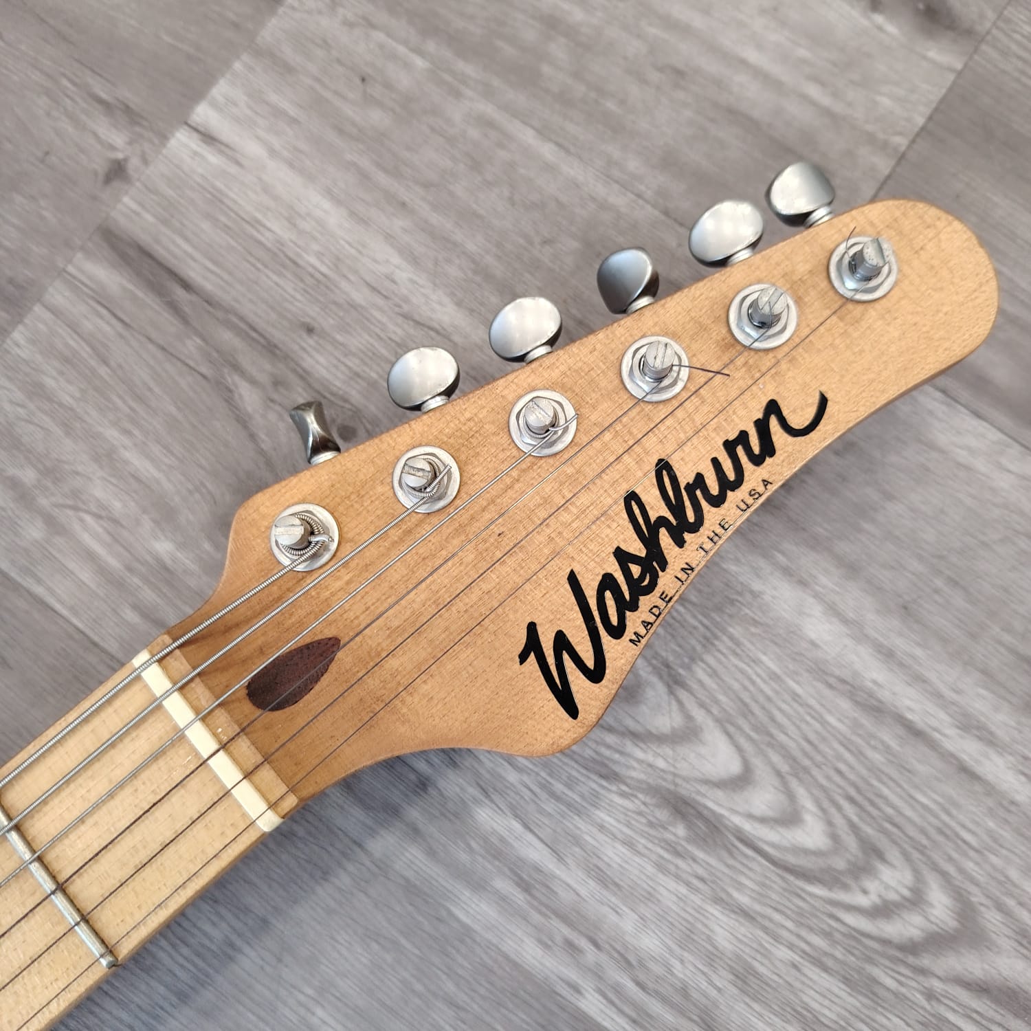 WASHBURN ELECTRIC guitar LS-93 Used Ash body Maple neck Maple fingerboard