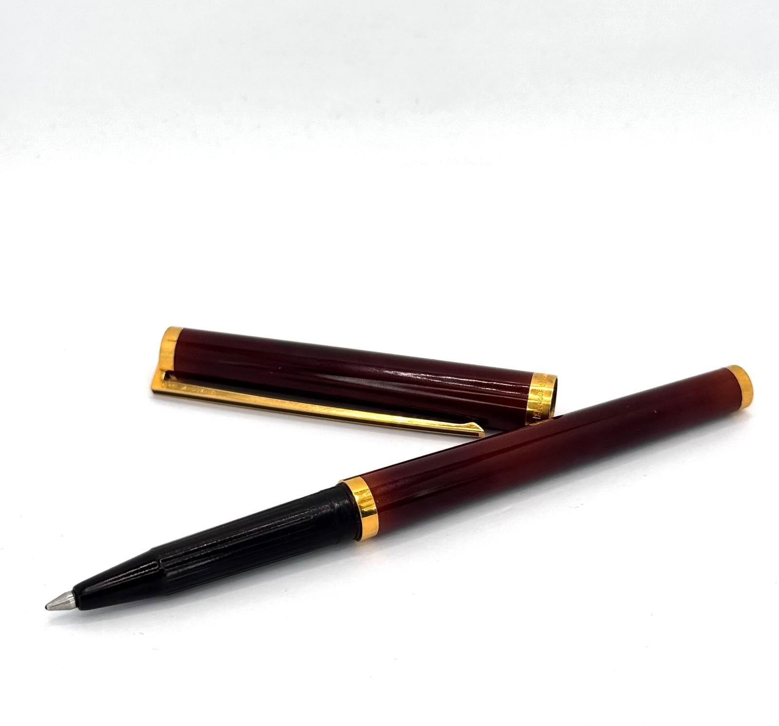 St Dupont Laque de Chine Rollerball Pen Main image