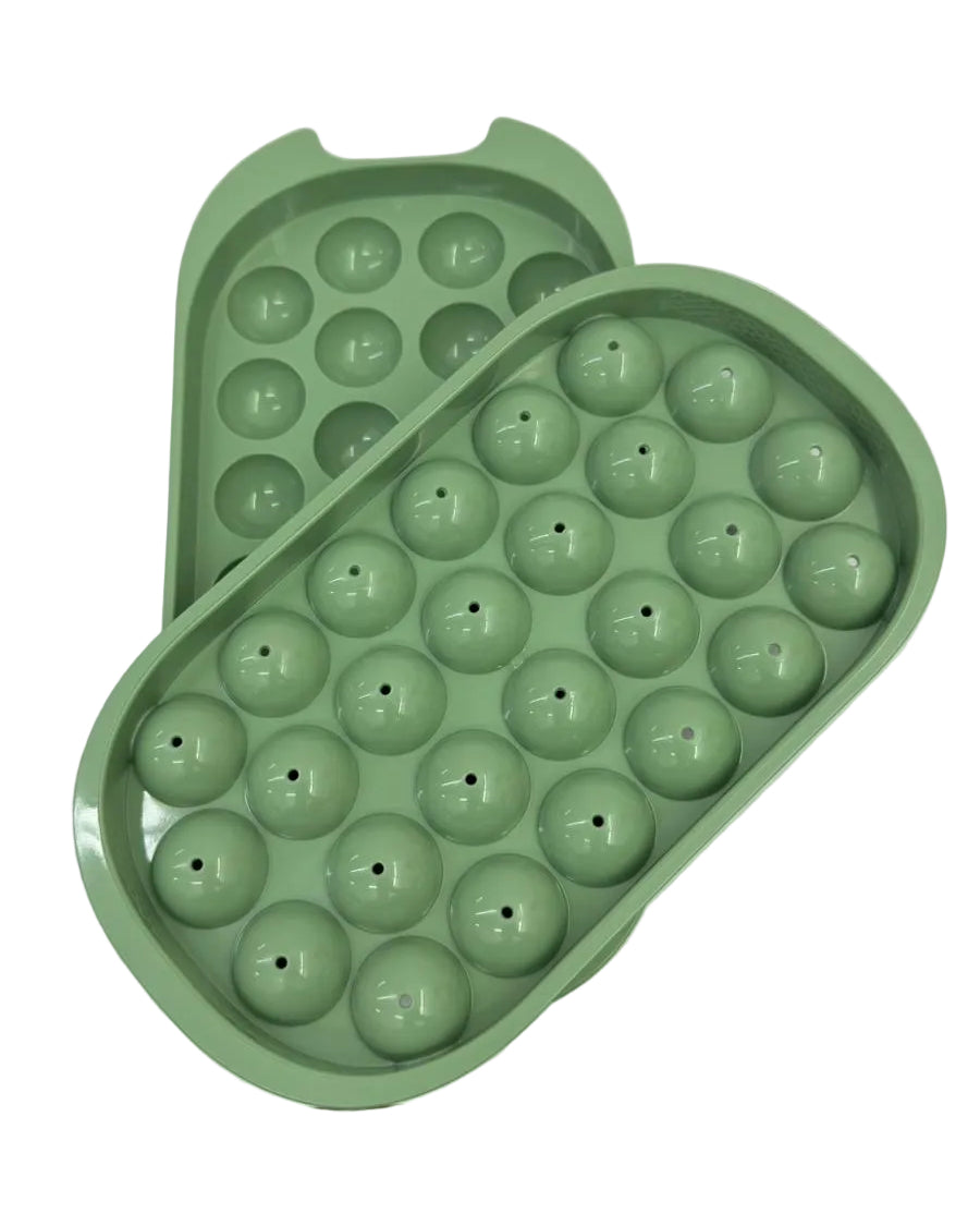 Ice Cube Maker Box with Scoop