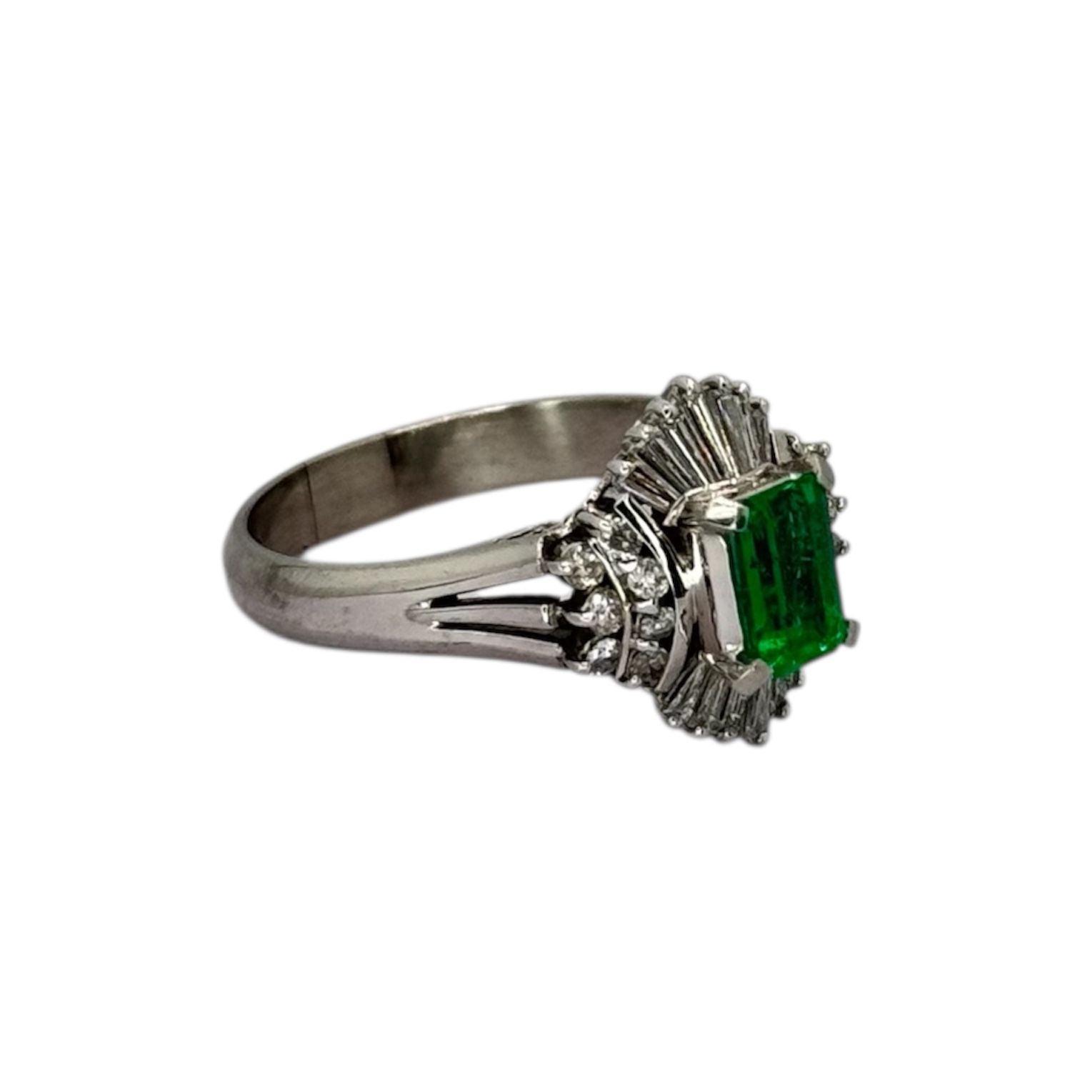 PT900 Emerald=0.61cts, Diamond=0.48cts Ring w/Cert Secondary image