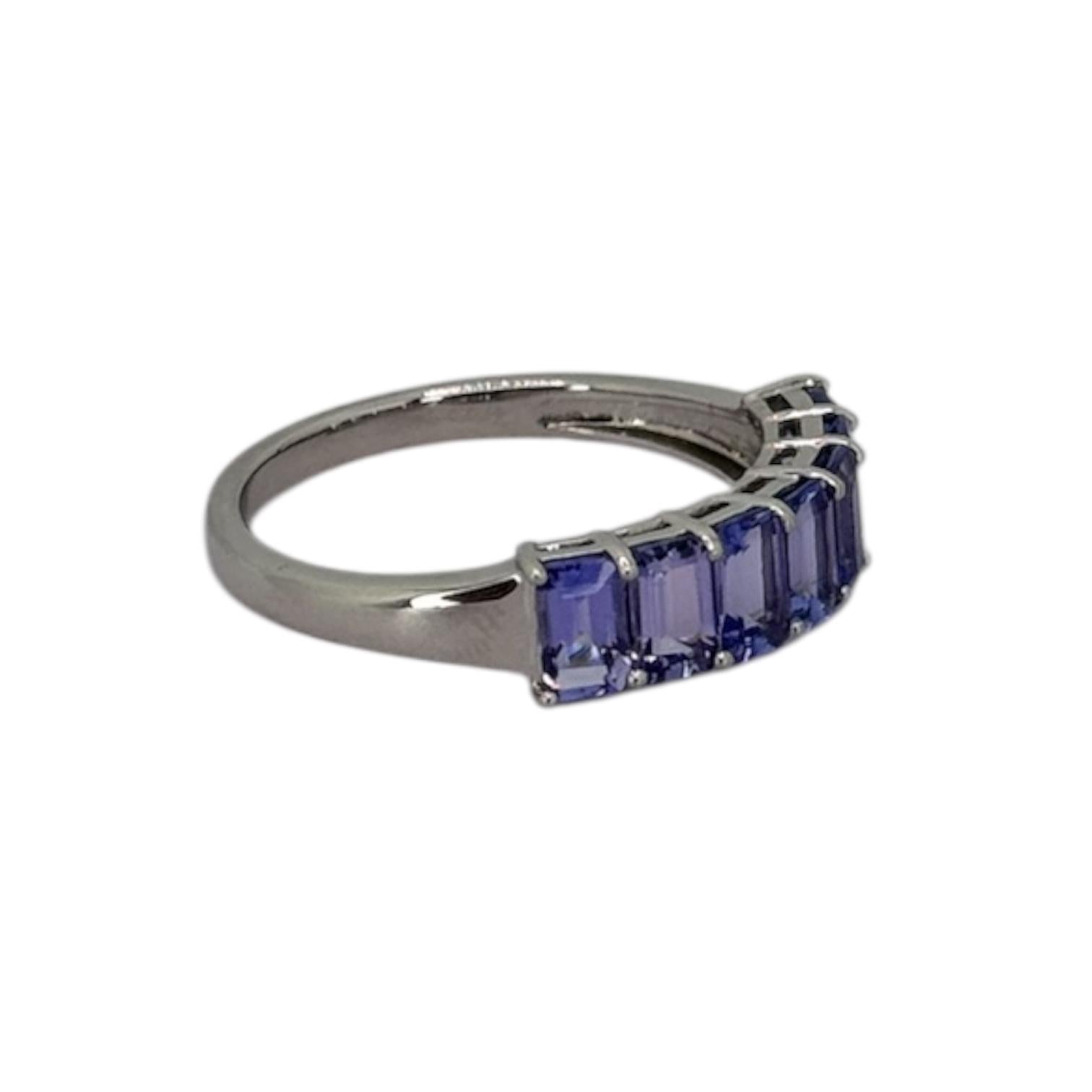 PT950 Tennis Tanzanite7=1.8Cts Ring w/Cert Secondary image