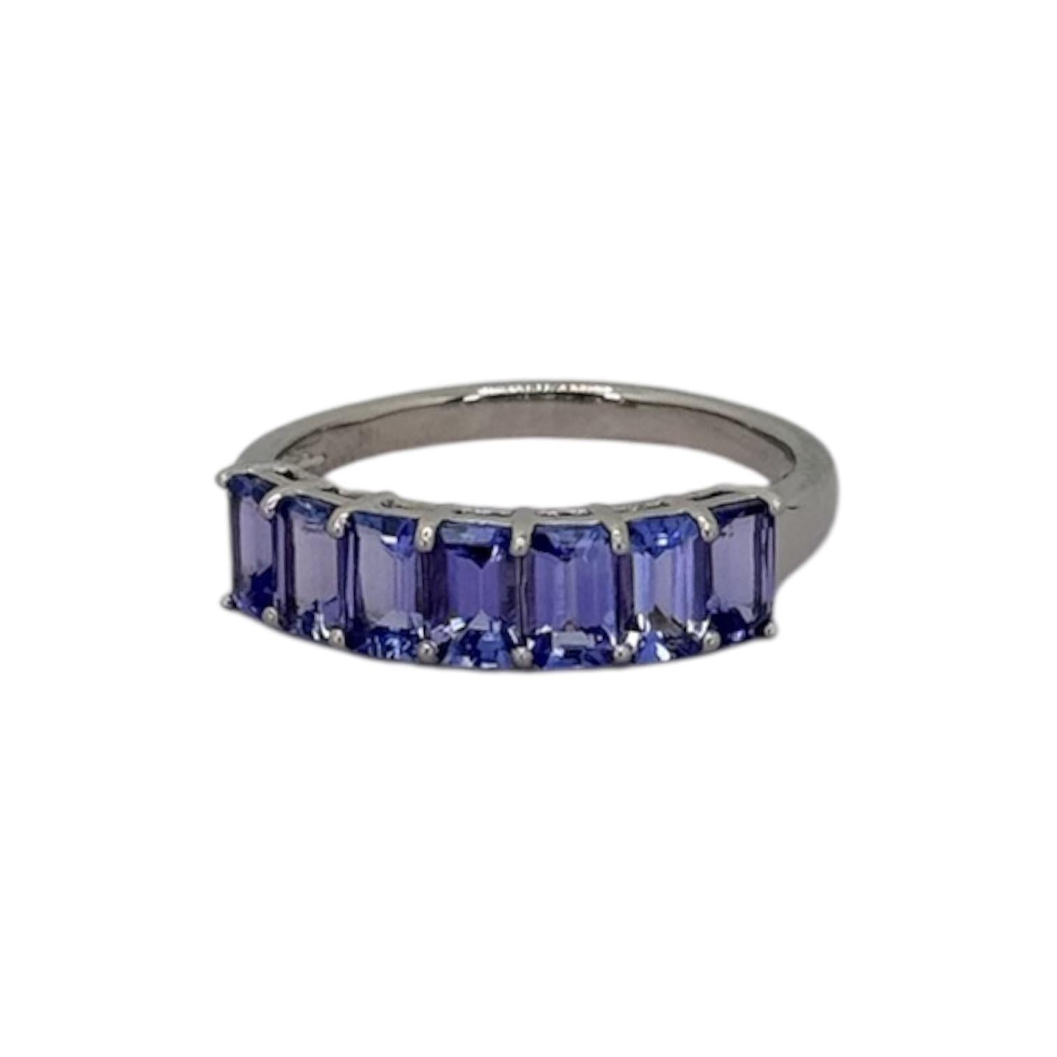 PT950 Tennis Tanzanite7=1.8Cts Ring w/Cert Main image