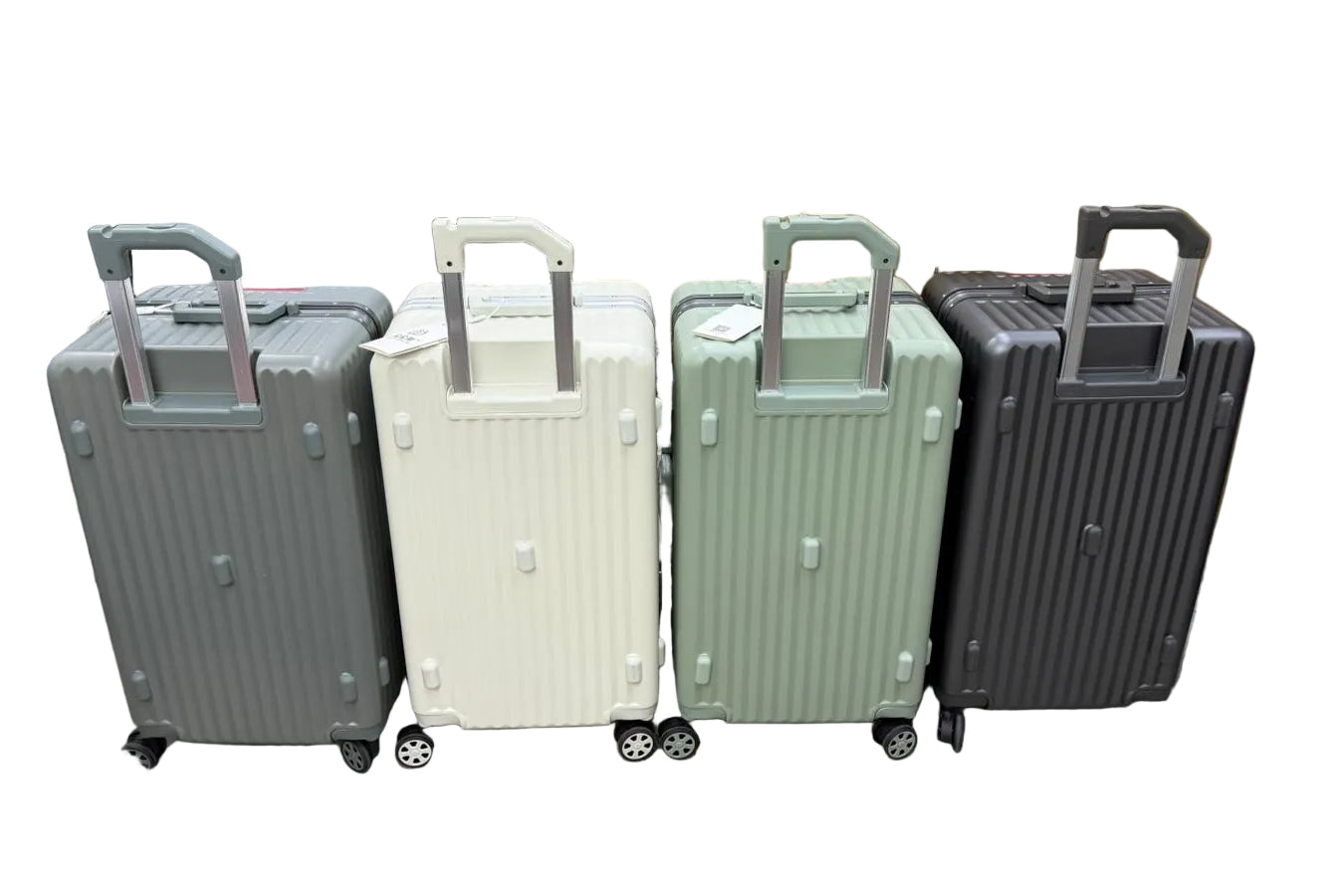 Colour Bar 24 Inch Lightweight Travel Suitcase Secondary image