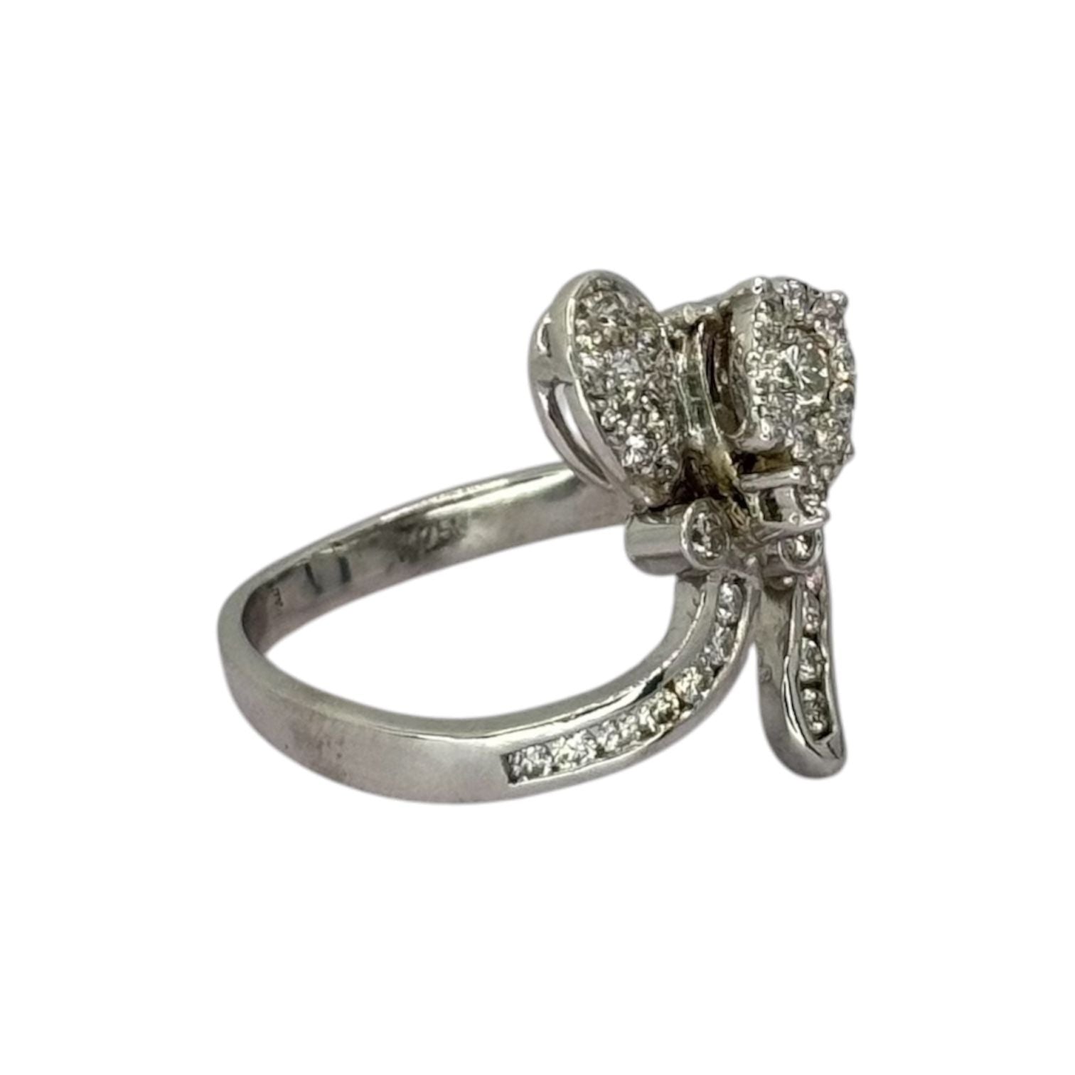 750WG Diamond Ring