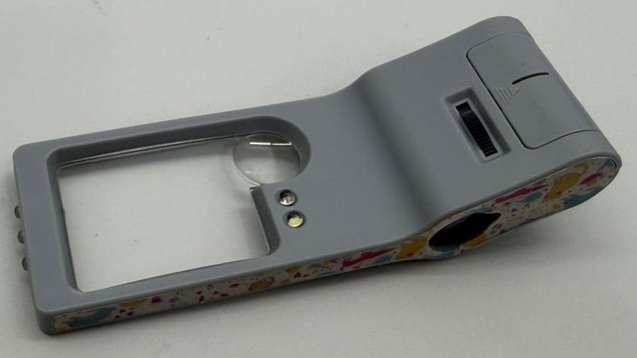 3X and 8X LED and UV Light Magnifier