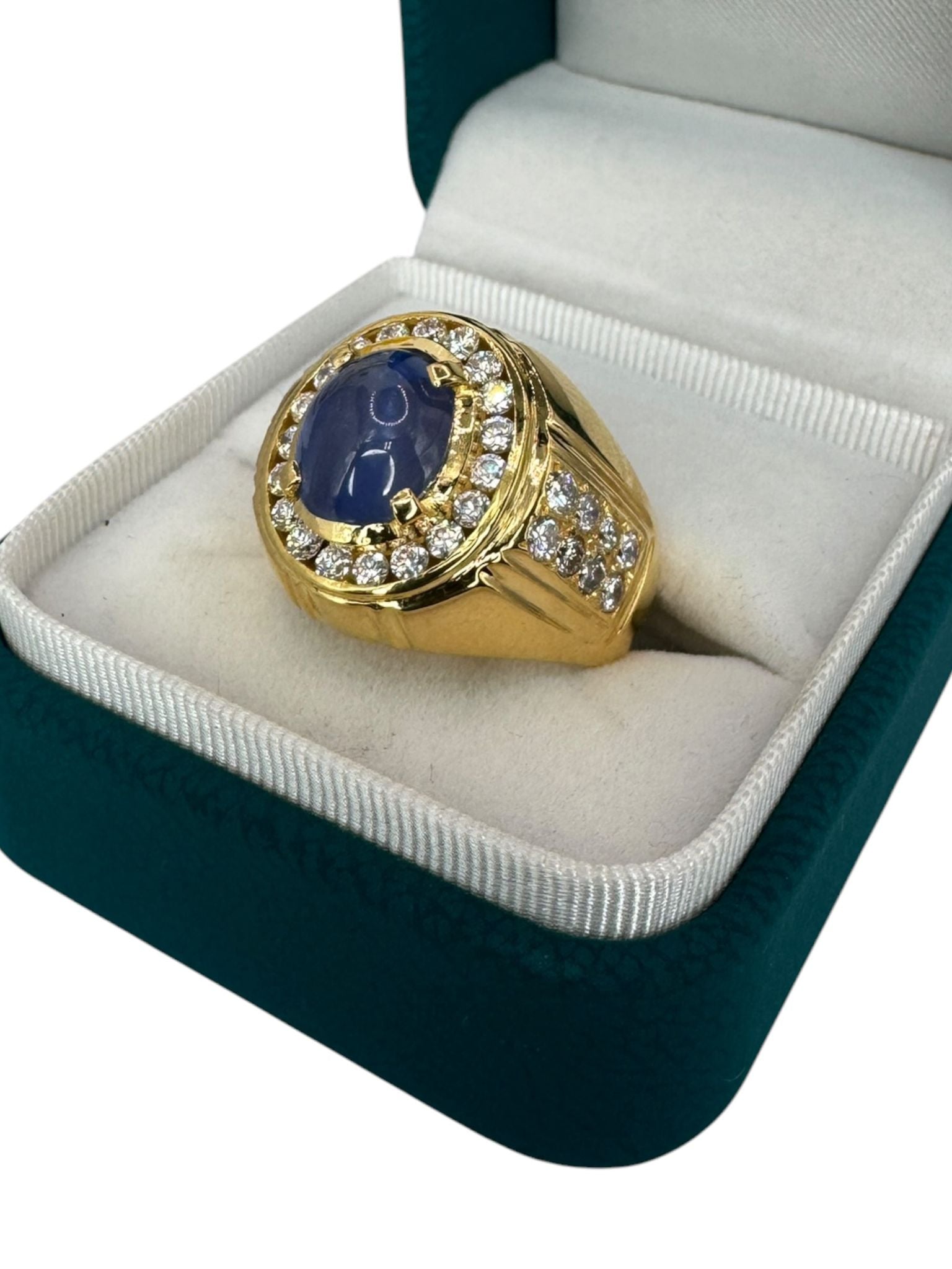 Natural G. Blue Star Sapphire Mens Ring 20K Yellow Gold Secondary image