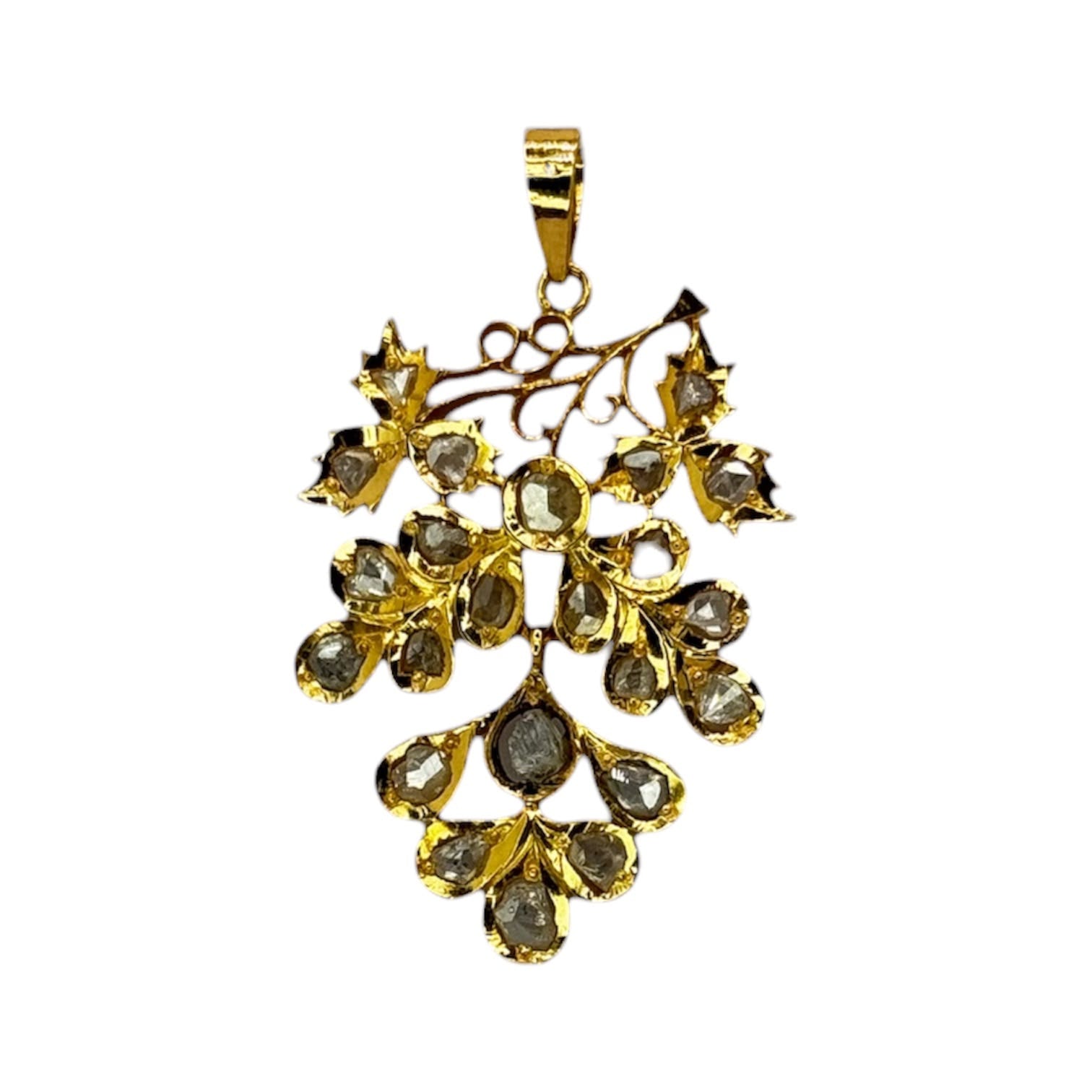 YG Intan 23 Grape Design Pendant Main image