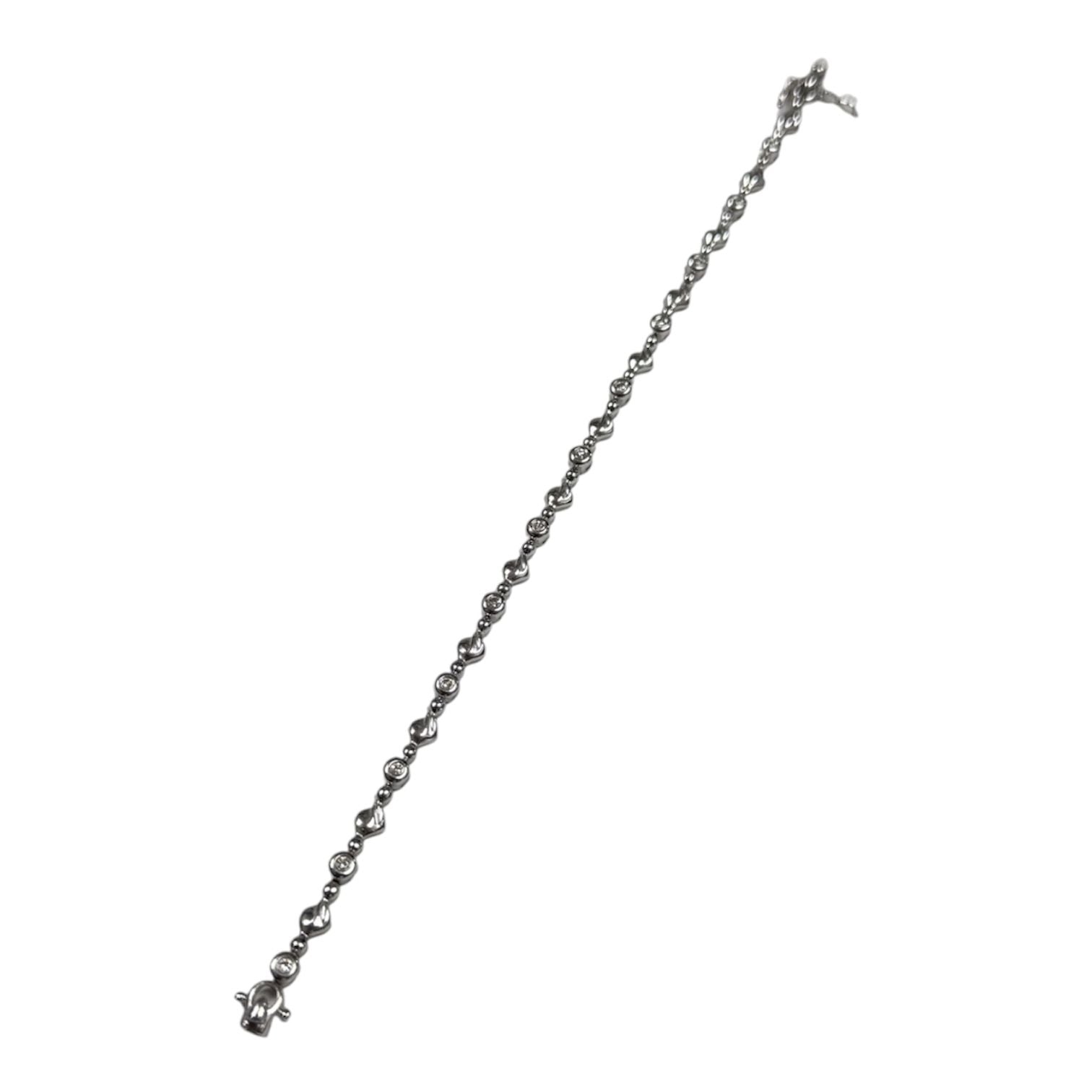 850WG Diamond Bracelet, Length 18CM