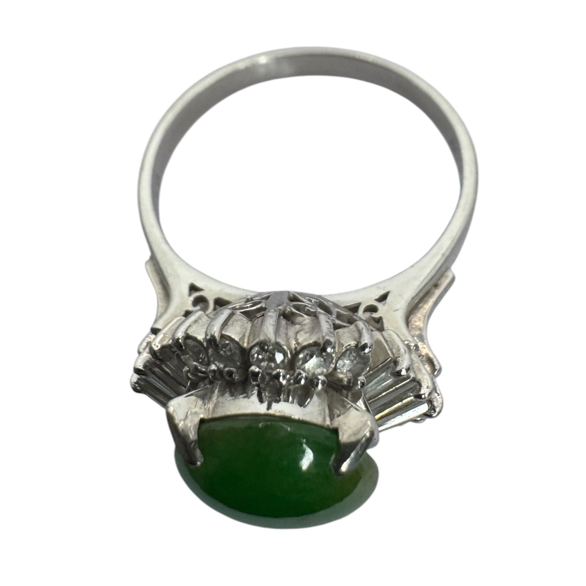Natural Green Jadeite Type A Lady's Ring Pt900