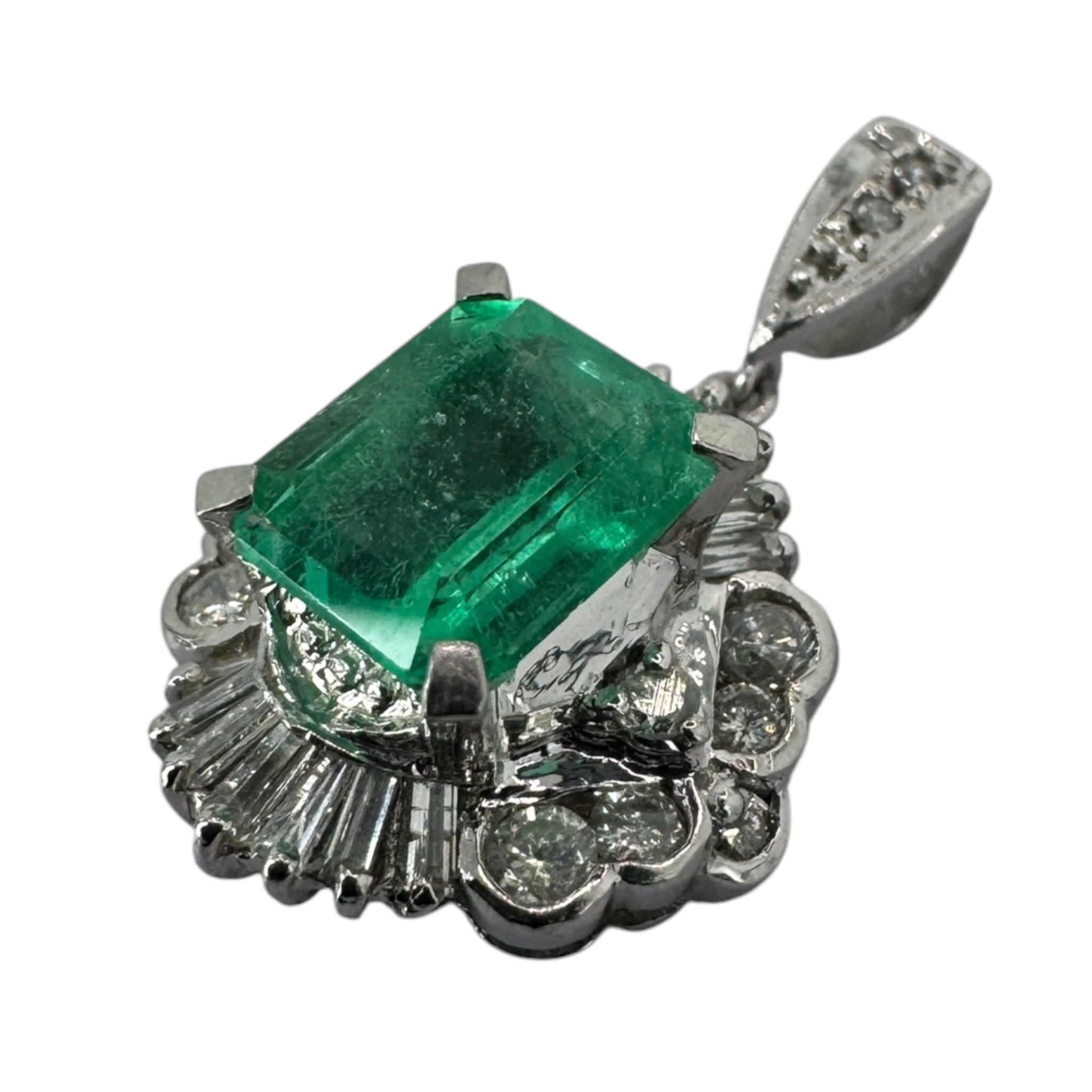 Emerald Pendant Pt900