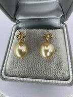 Pearl Earrings 18K With Diamonds