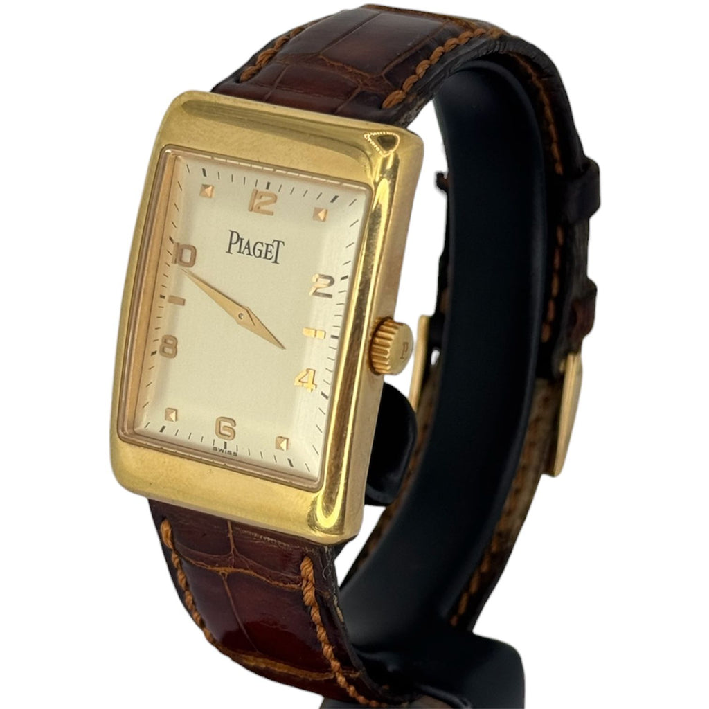 Piaget 9952 L’Ancienne Tank 18KYG Case manual winding Watch, 24x35mm