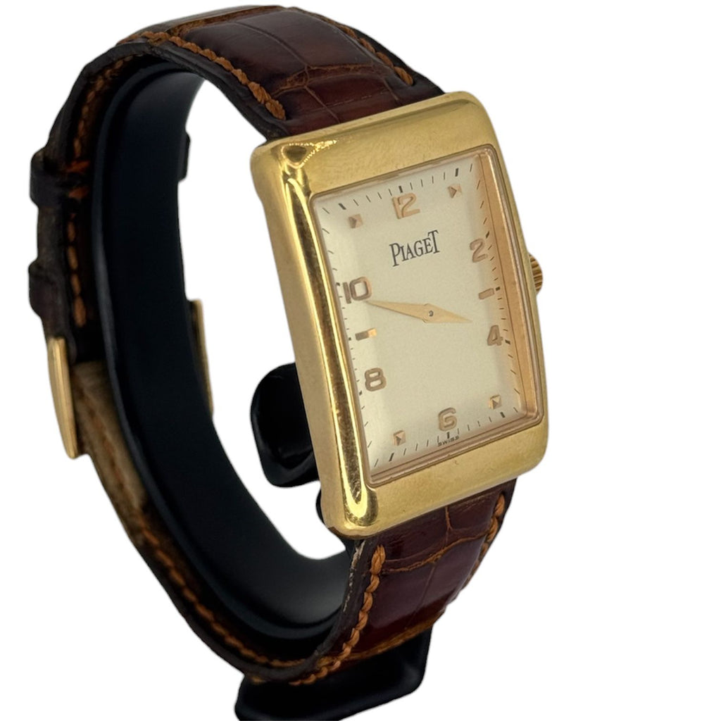 Piaget 9952 L’Ancienne Tank 18KYG Case manual winding Watch, 24x35mm