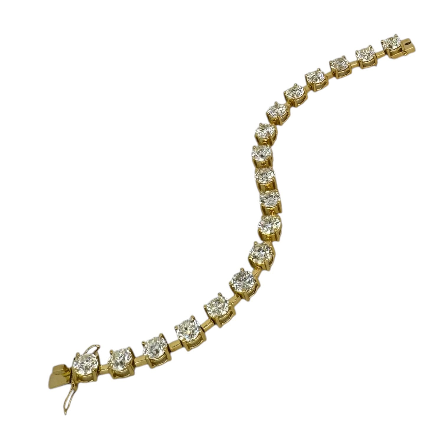 18KYG Tennis Diamond D18=18.14cts Bracelet, 17.5cm