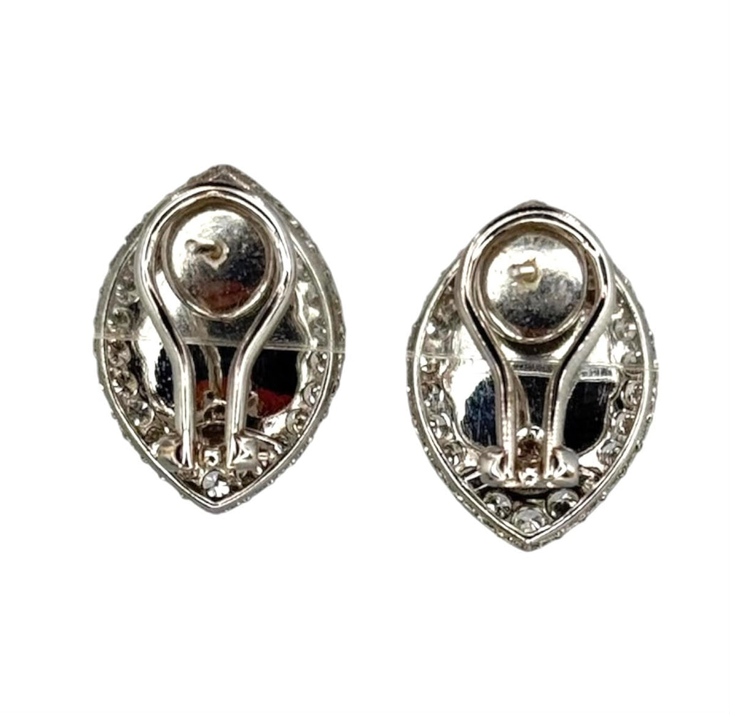 750WG Jadeite Ruyi Carving Earring