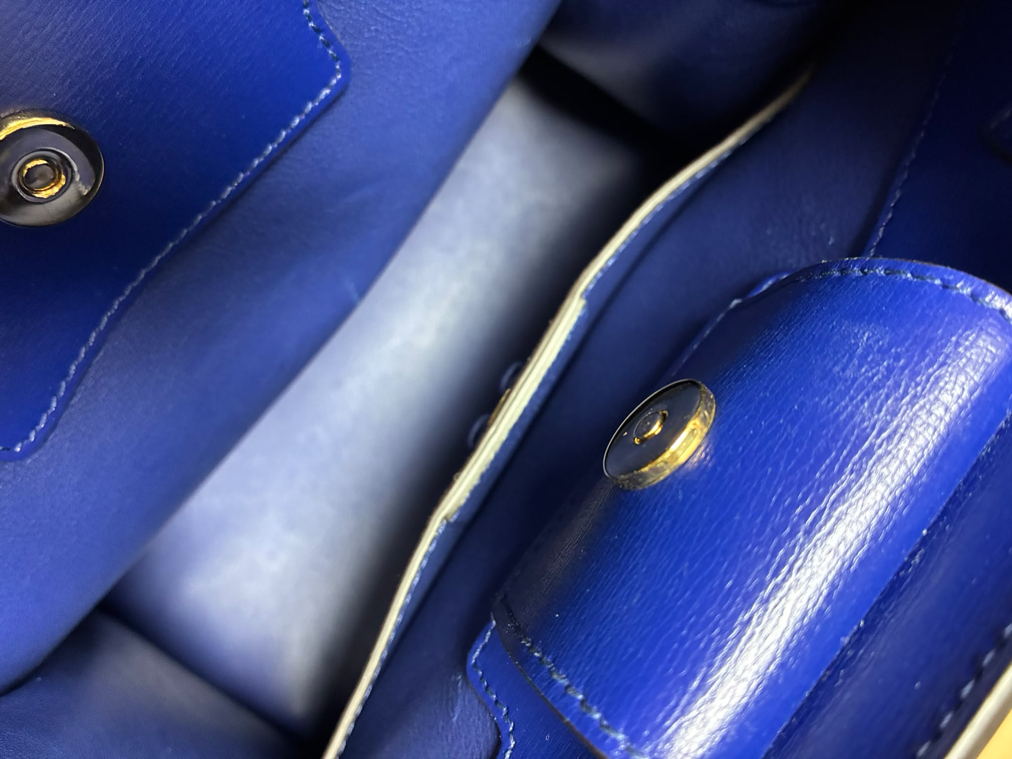 Salvatore Ferragamo Vara Ribbon Top Handle Bag