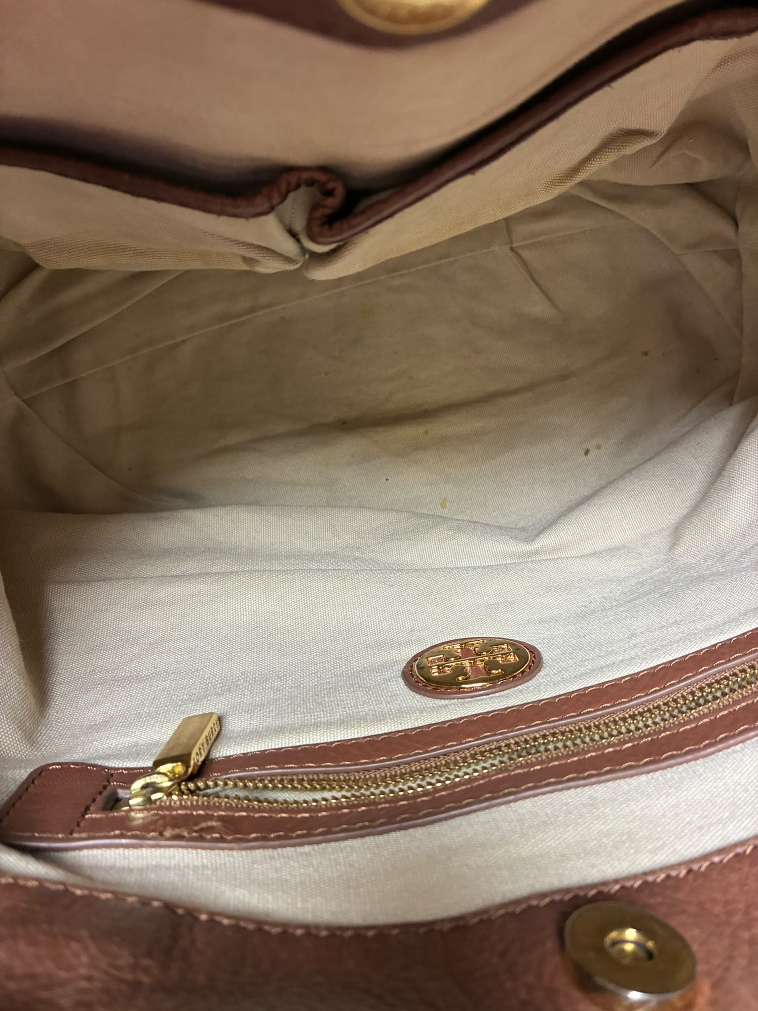 Tory Burch Amanda Hobo Bag