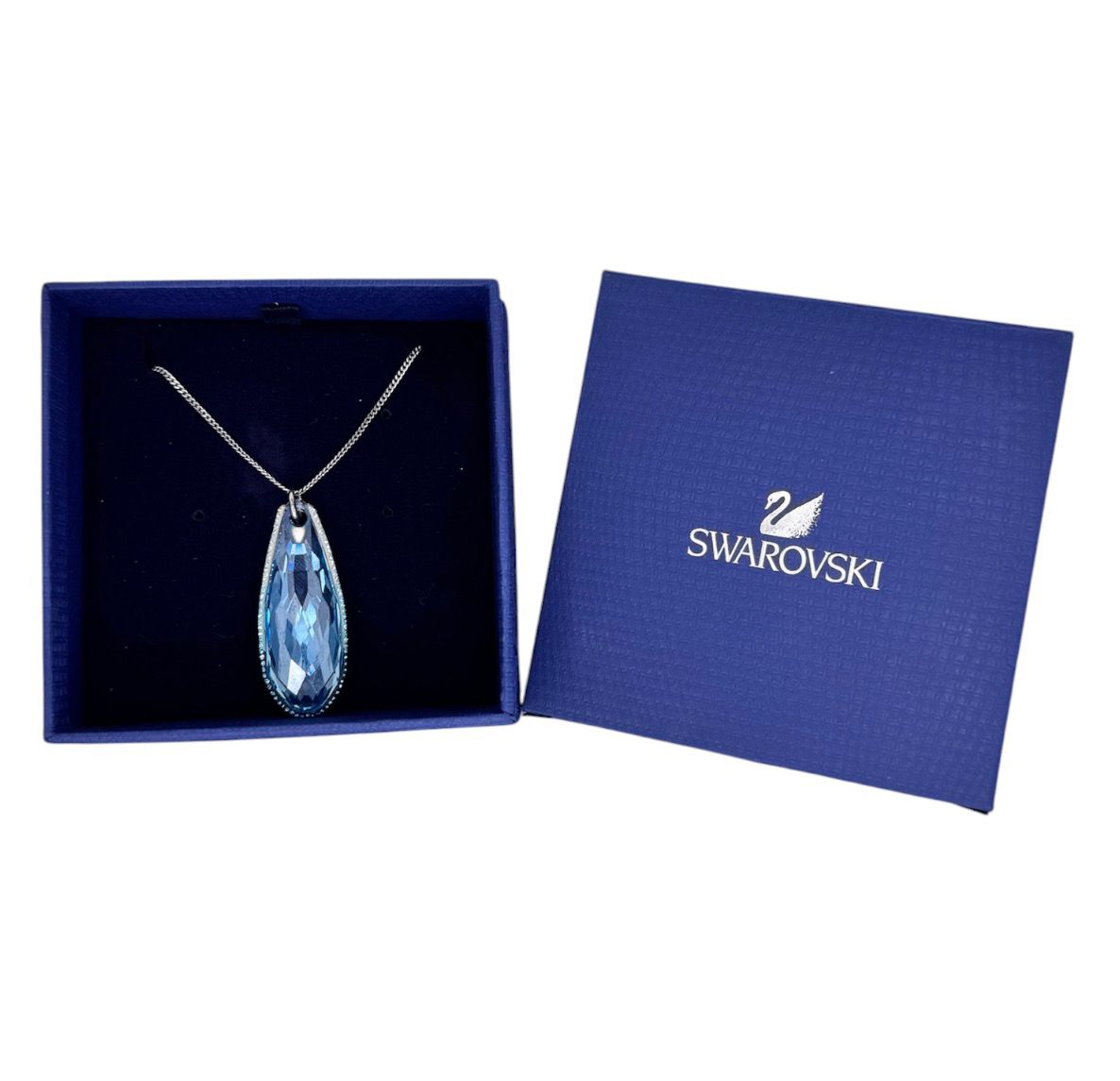 Swarovski 5008692 Kolye Pure Pendant Blue Secondary image