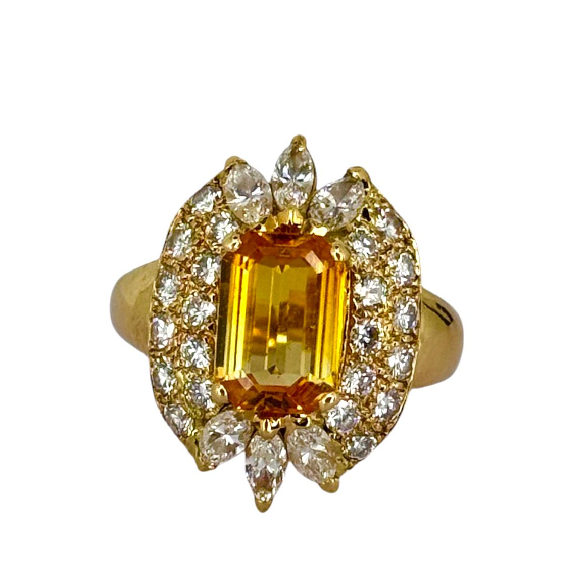 750YG Yellow Sapphire=2.4cts,DIamond Ring With Cert Main image